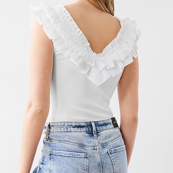 EXPRESS Ribbed Poplin V-Neck Tank - Picture 4 of 7